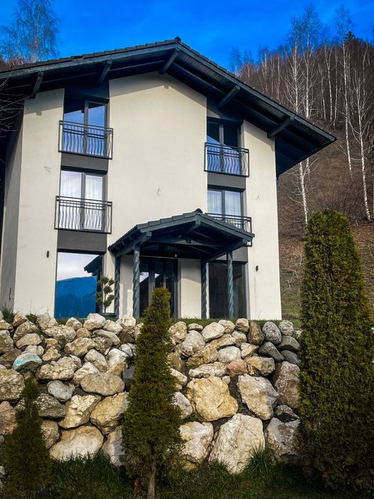 Cazare Moieciu de jos / 400 lei