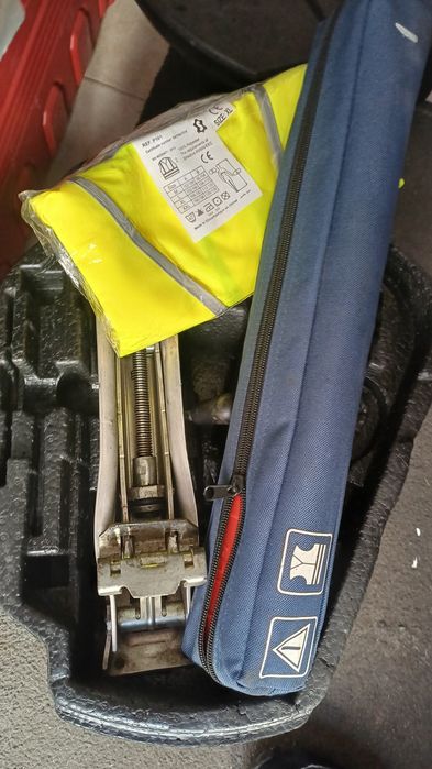 Set Rezerva Cric vesta Triunghi cui