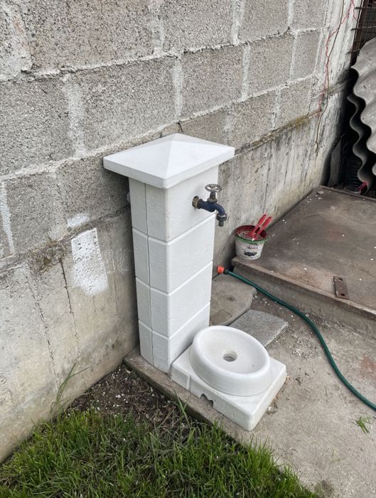 Cismea fantana gradina curte exterior robinet