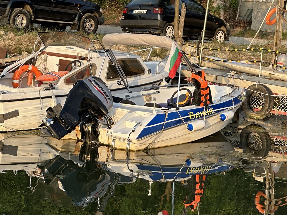 Моторна яхта Собствено производство