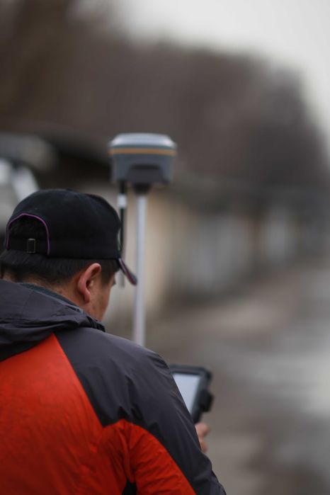 Услуги геодезиста недорого Топосьемка Разбивка Топосъемка Геодезист