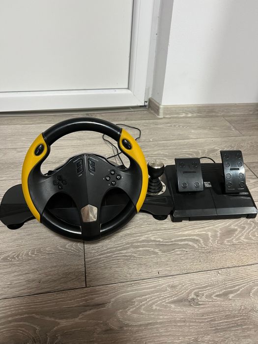 Vând volan myria  mg7400