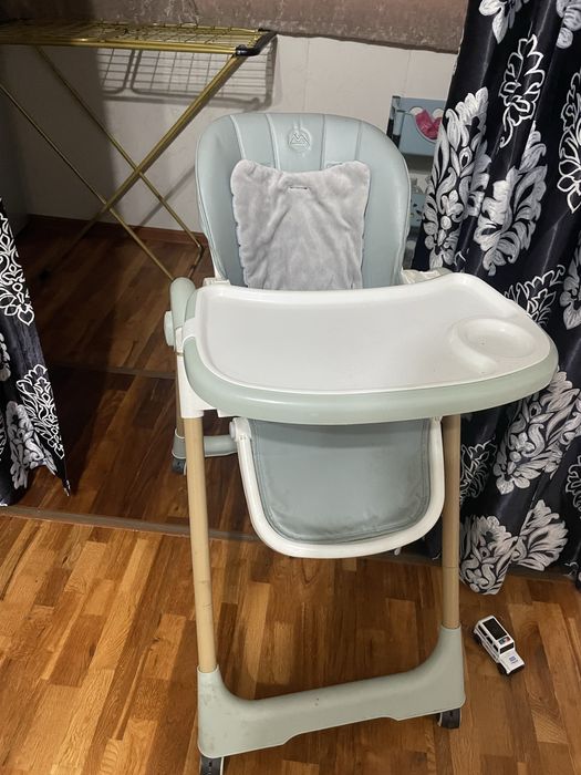 Детский стул для кормление