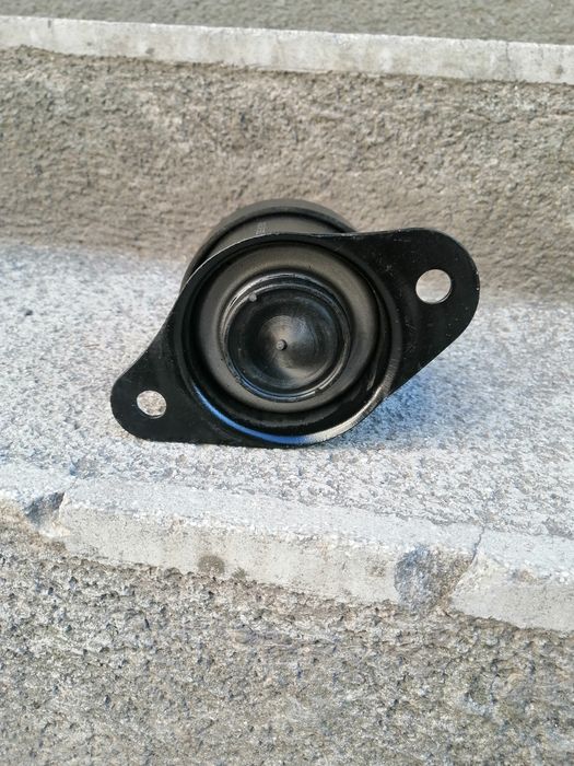 Нов тампон за окачване на двигателя на хонда акорд7.