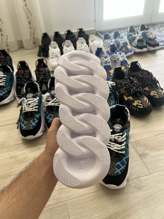 Adidasi Versace Chain Reaction Noi
