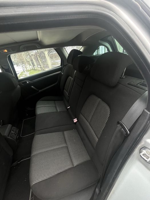 De vanzare - Masina manuala, Peugeot NEGOCIABIL