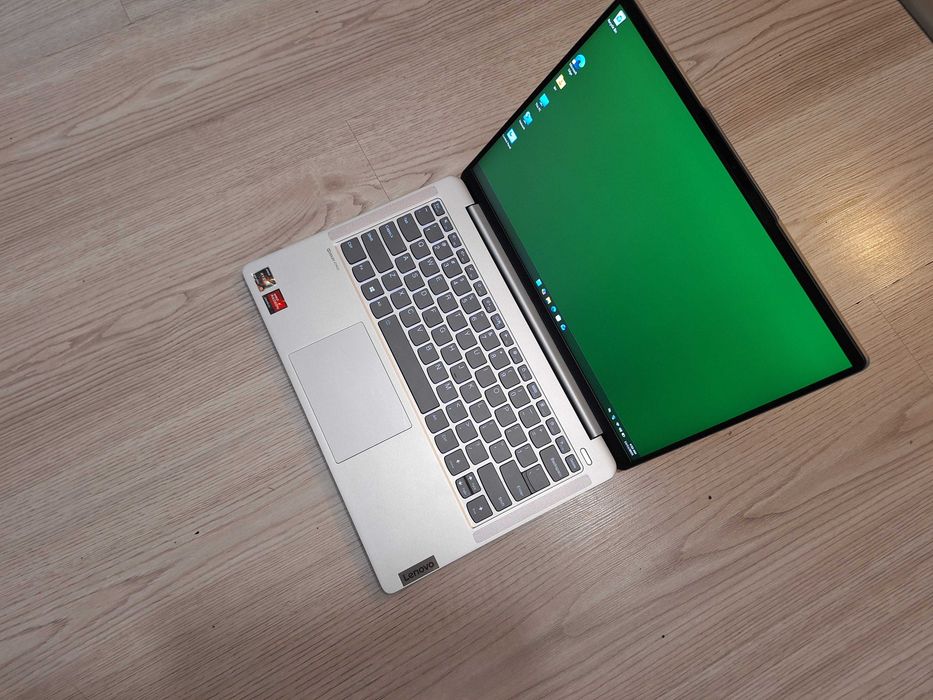 Laptop Lenovo Ideapad 5 pro