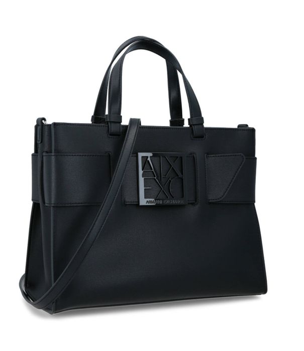 Нова чанта на армани