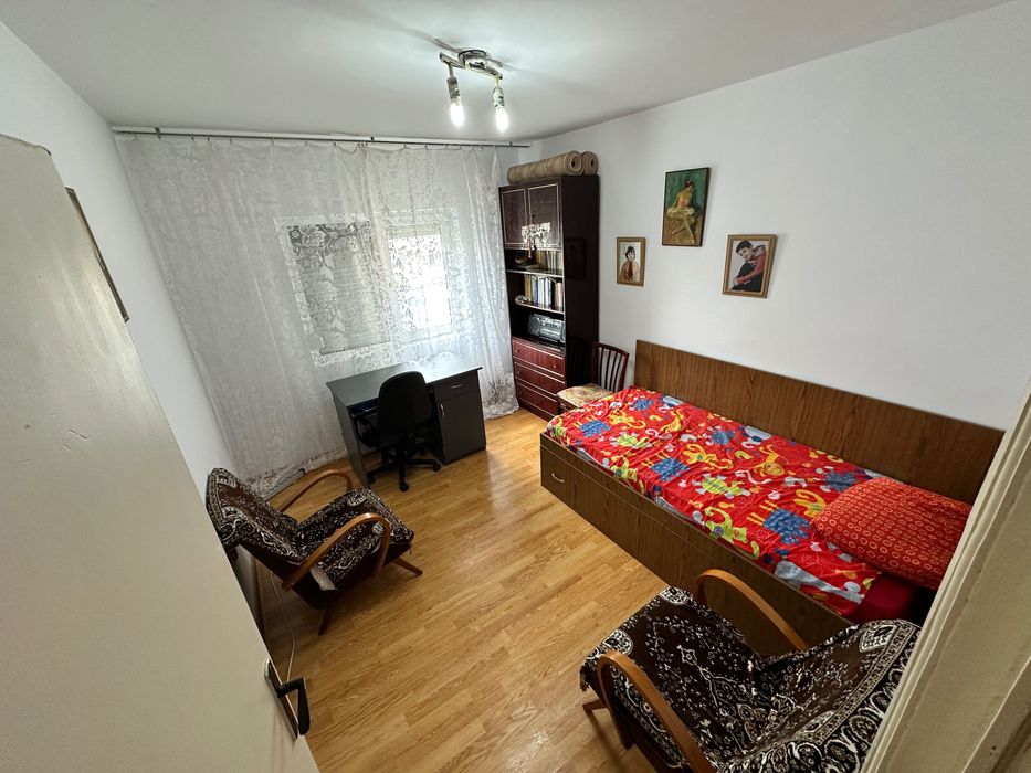 Apartament 3 Camere 70 mp (2 balcoane) Str. Dunarii cu 1 Mai