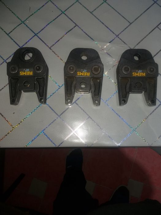 Колодки для обжима металлопластиковой трубы