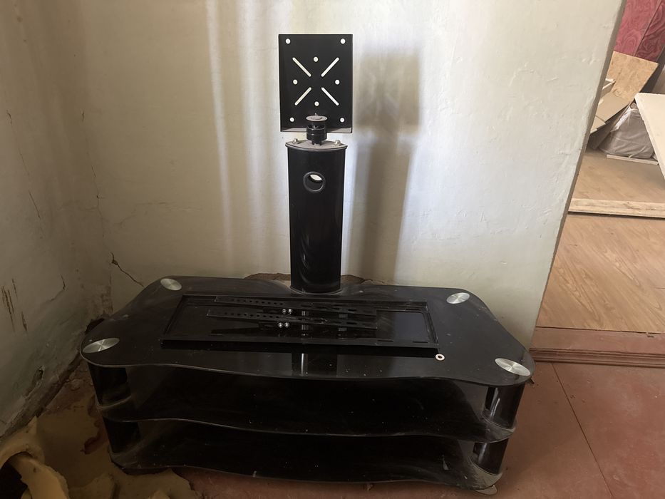 Продаи Полку для телевизора