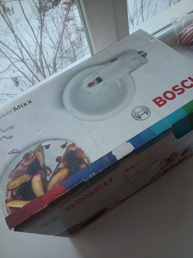 Миксер с чашей Bosch