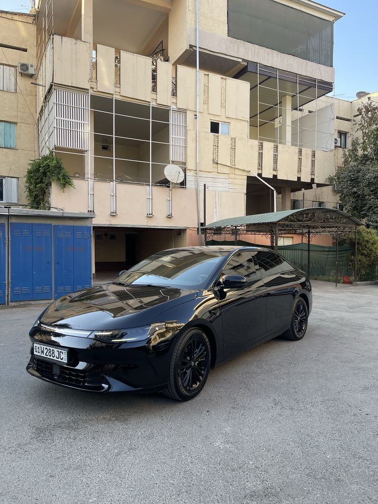 Leap Motor c01 Black edition
