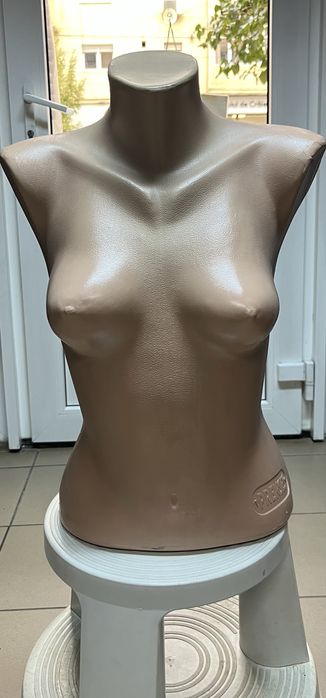 Bust manechin dama aproape nou