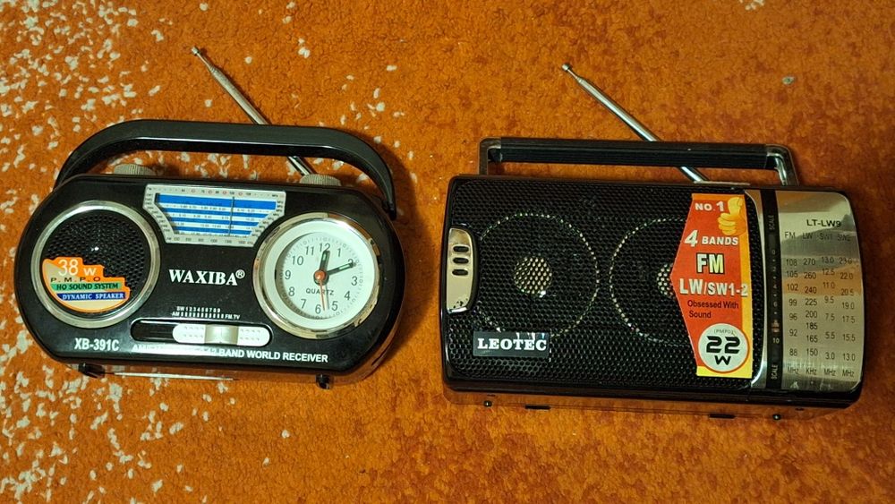 Aparat radio receptor portabil WAXIBA, LEOTEC