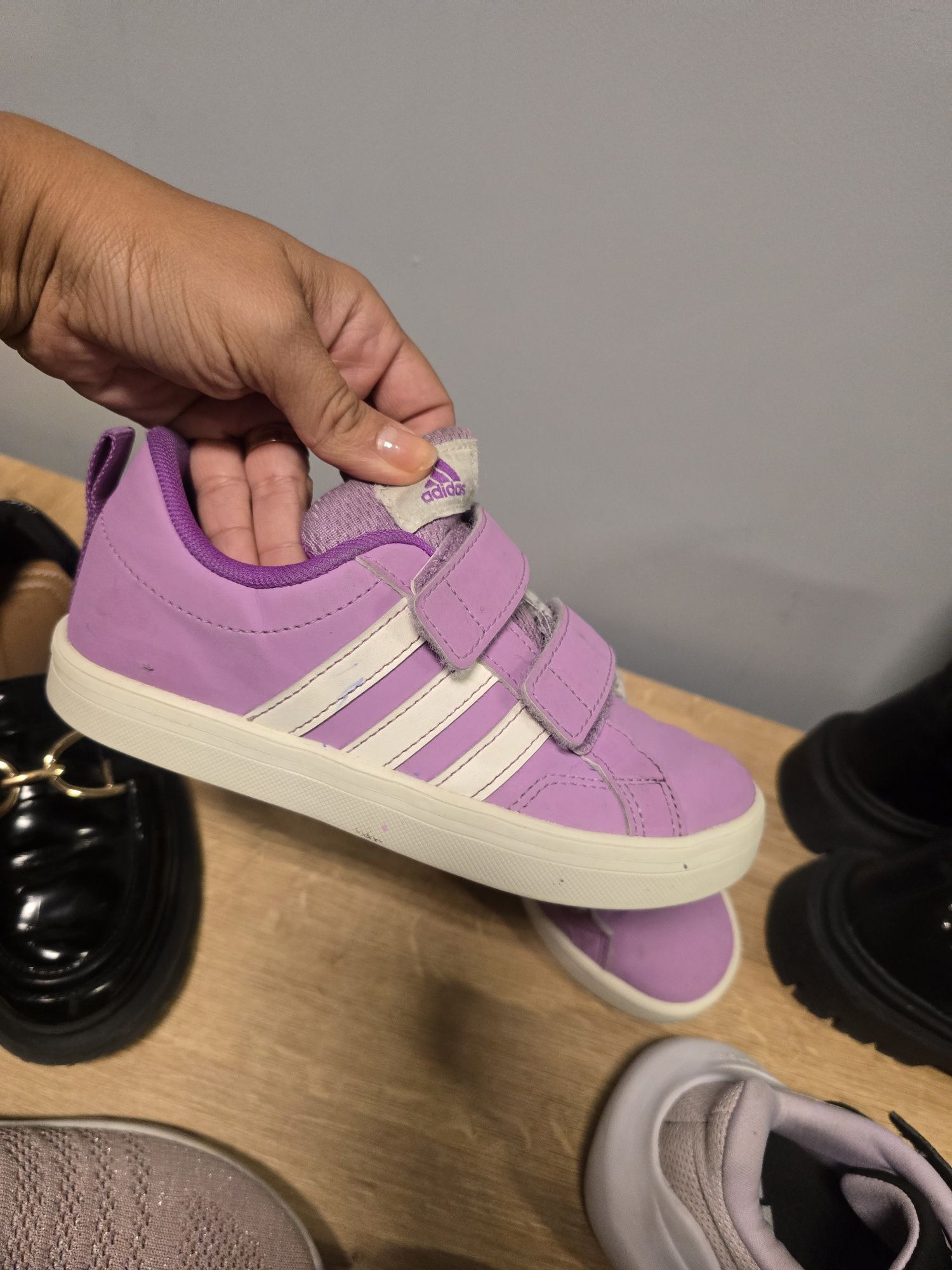 Маратонки zara,adidas 31 номер