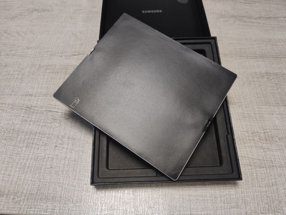 Samsung Galaxy Z Fold 6 5G 512GB  Silver Shadow Гаранция!