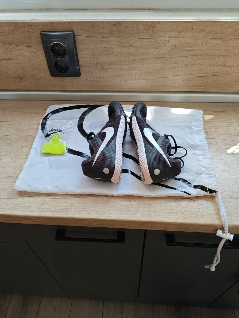 Маратонки за бягане шпайкове Nike 37,5