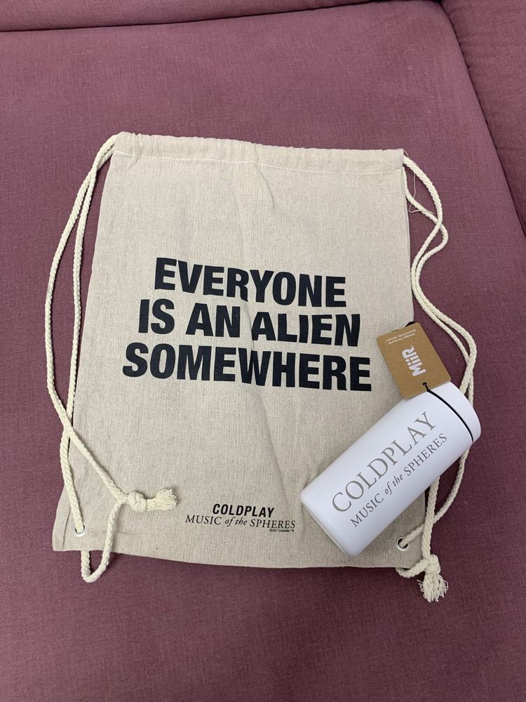 Coldplay Suvenir VIP recipient apa si geanta inscriptionate NOI