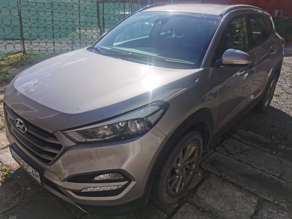 Vând Hyundai Tucson 2015, 2.0 diesel, 136 CP, 4x4, automată, Euro 6