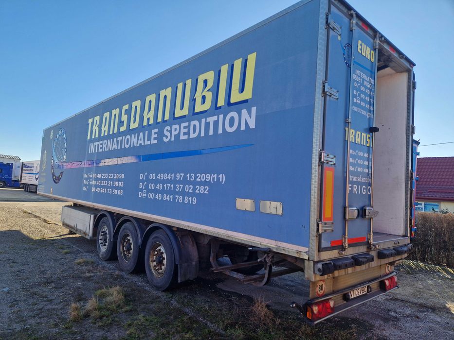 Cardi/Schmitz/Schwarzmuller/Krone  Carrier Maxima 1300  Carne / Meat