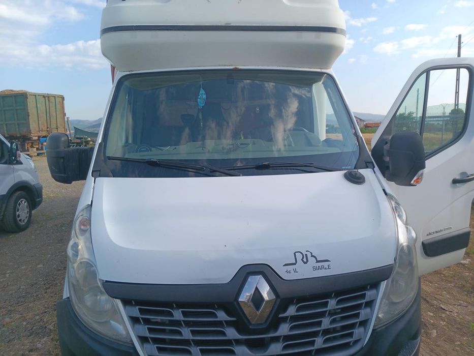 Vând prelată de 10 Euro Paleți