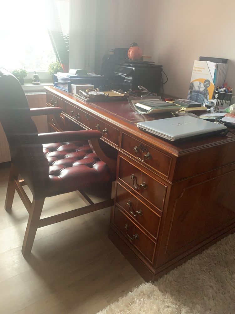 Mobilier birou executiv englezesc lemn masiv si piele