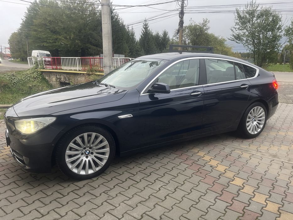 Vand BMW 530 GT xdrive Schimb doar cu Toyota Hilux
