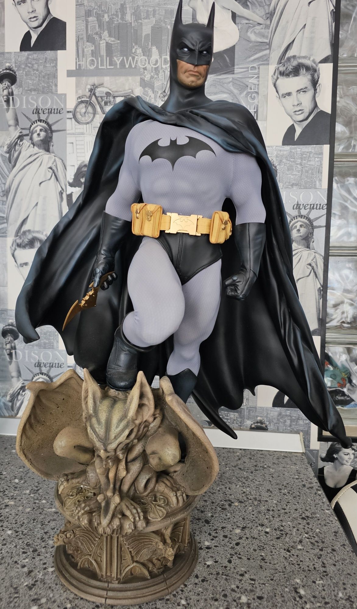 Sideshow Collectibles Batman Premium Format Exclusive 1/4 & Hulk