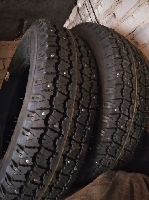 Продам зимние шины новые