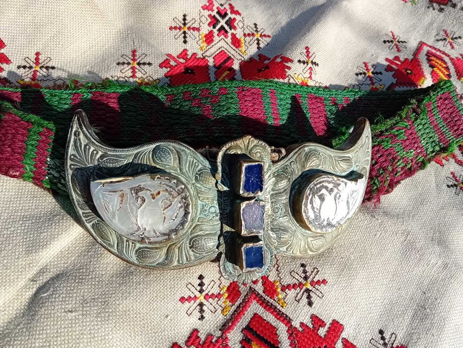 Седефена Пафта с коланче