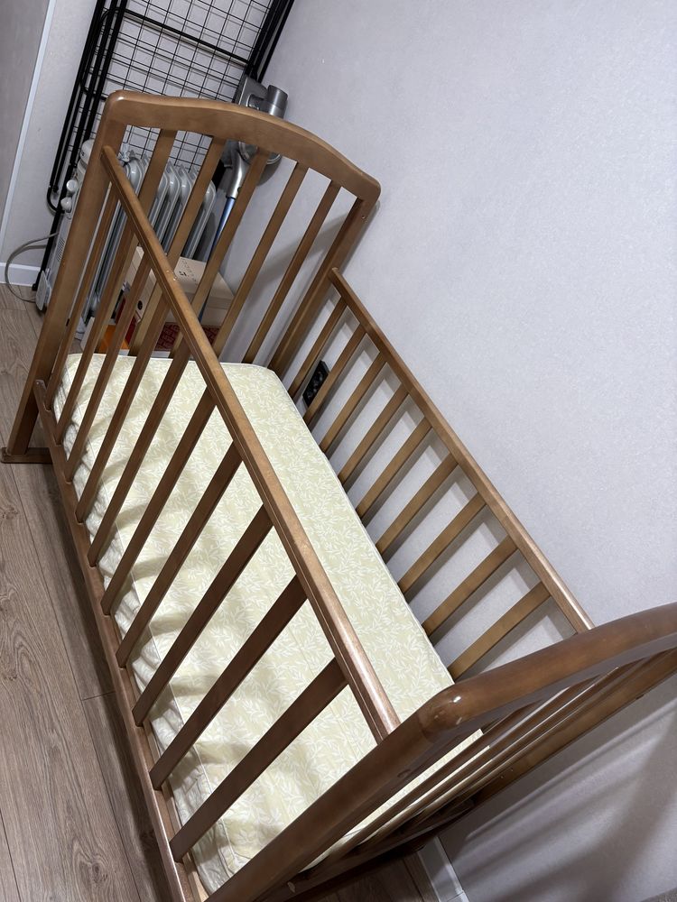 Продаю детскую кровать