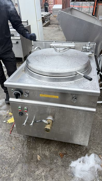 Оборудование для общепита, нержавейка столы, холодильники, шкафы