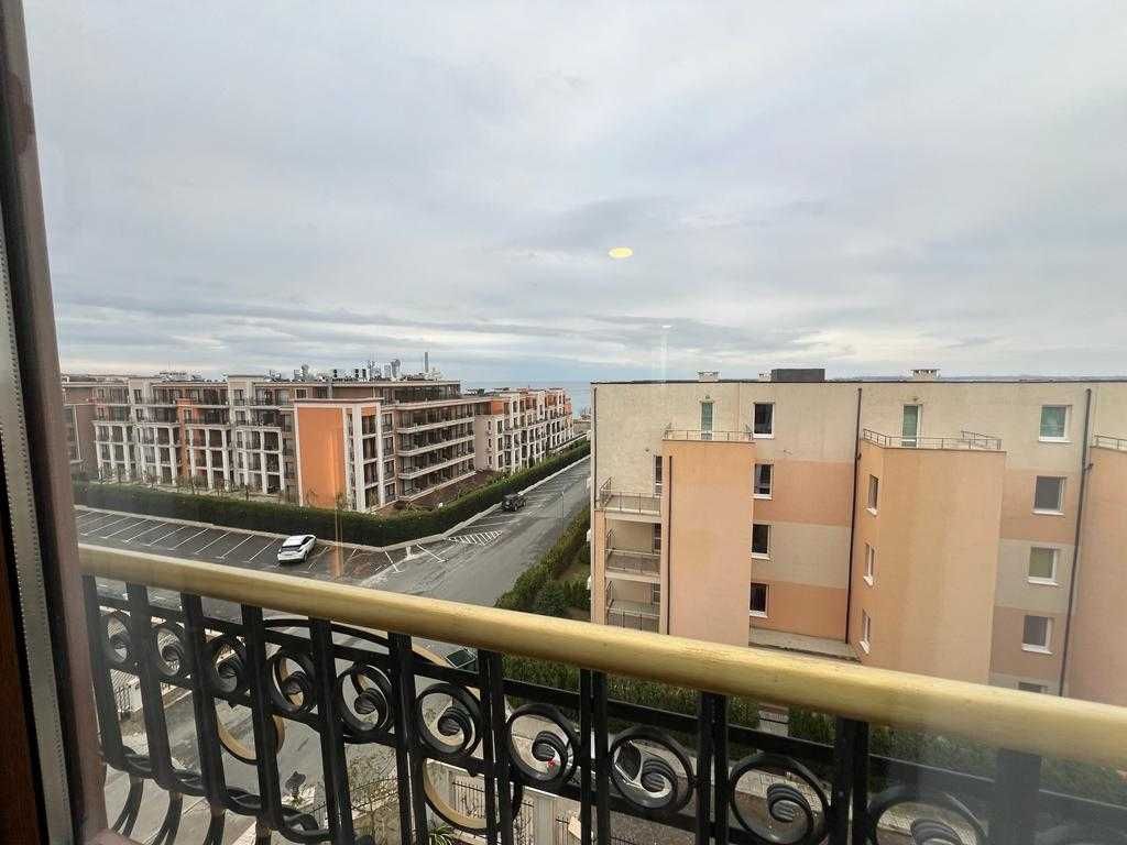 Продава се Двустаен апартамент в Свети Влас - 60 кв.м за 1834 €/кв.м - Снимка #1