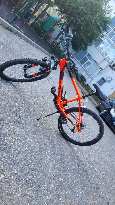 Vând bicicleta rockrider