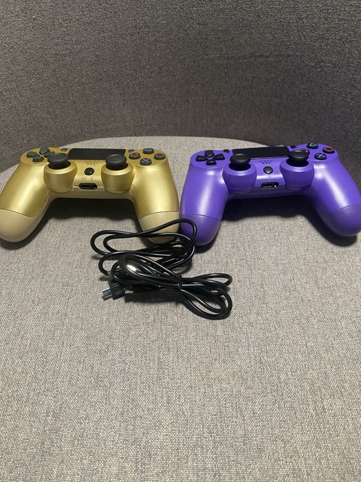 !!!НОВИ!!! 2 Контролери за ps4 цветове златен и лилав