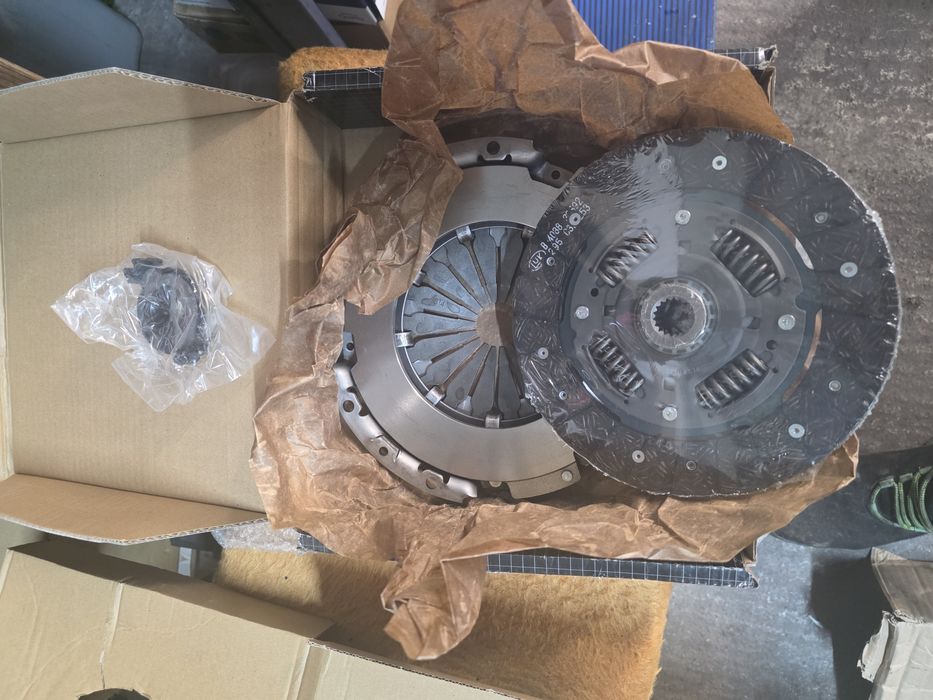 Комлект съединител Пежо 306