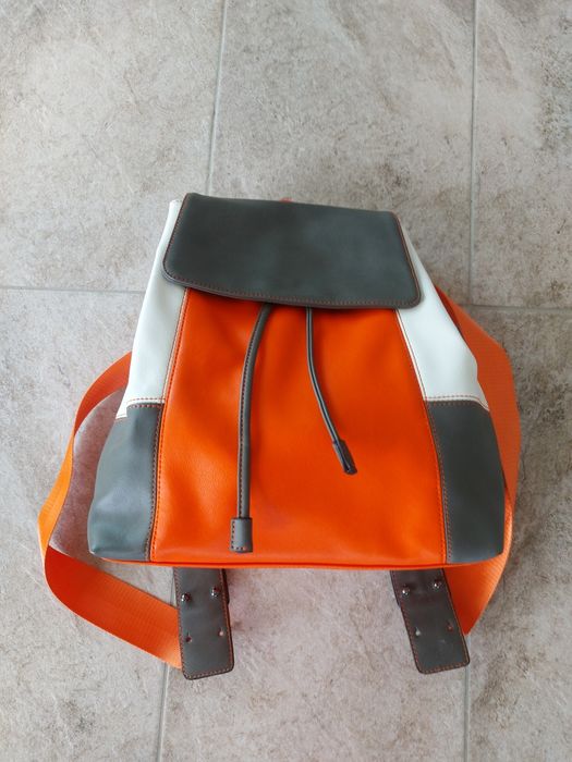 Rucsac / ghiozdan United Colors of Benetton