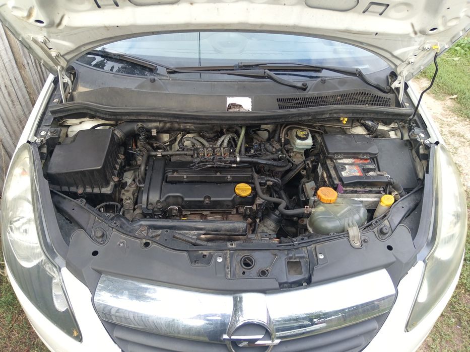 Vând/Schimb OPEL CORSA 2010 1.2 +GPL