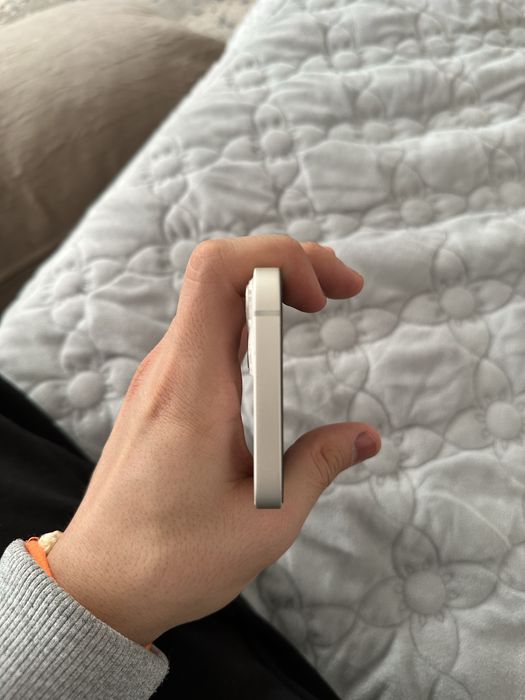 Продаётся/Обмен iphone 13
