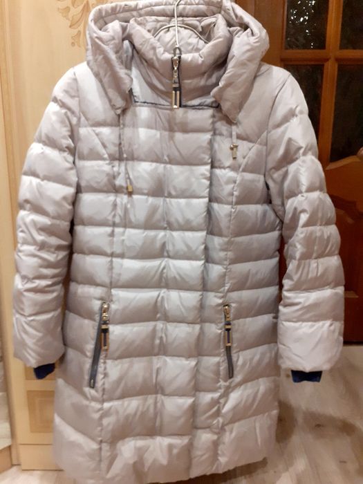 Продам  женский пуховик