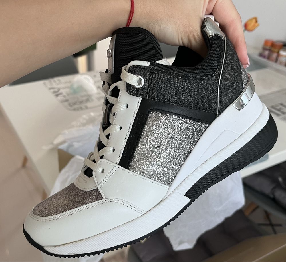 Adidasi michael kors