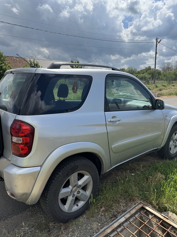 Toyota Rav4 - 2 usi