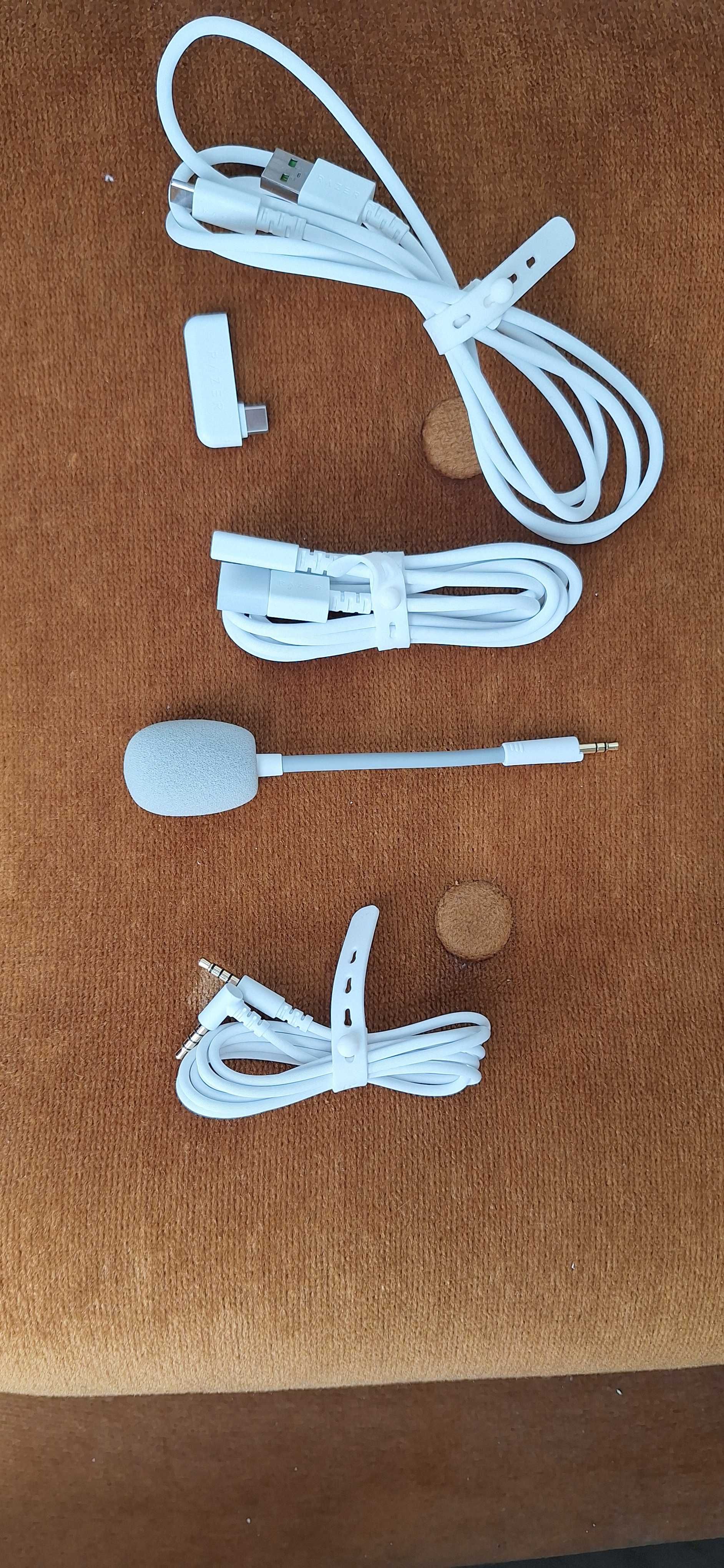 Слушалки Razer Barracuda Mercury Edition 2022
