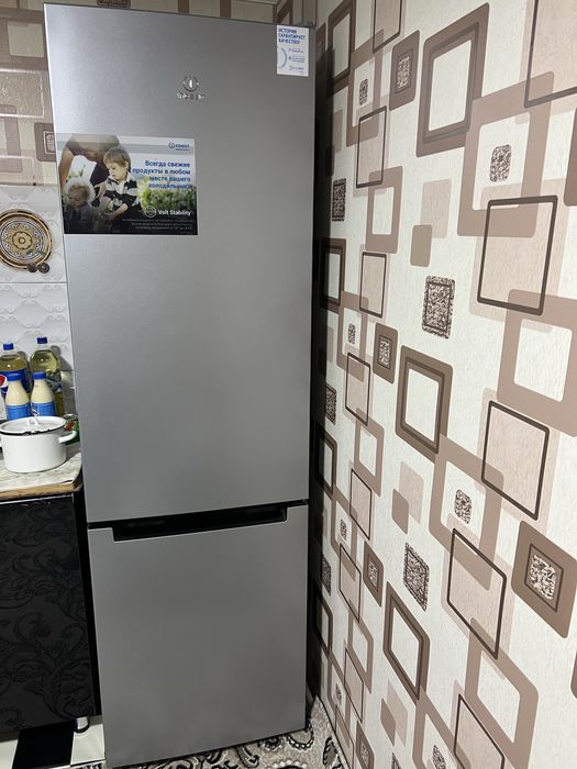 халадилник индизить рассия очень в хорошим состояний пачти новый