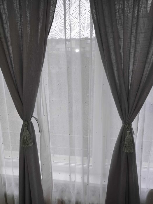 Пердета 8 броя плътни и тънки в сиво и бяло, завеси за цяла стая