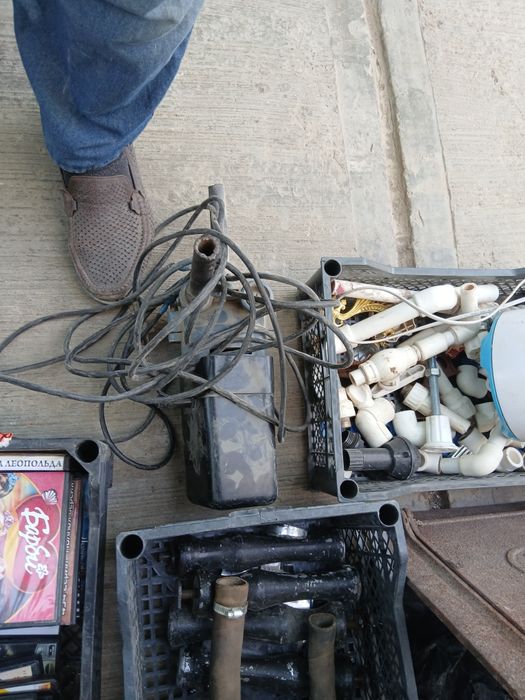 Водадиной насос .