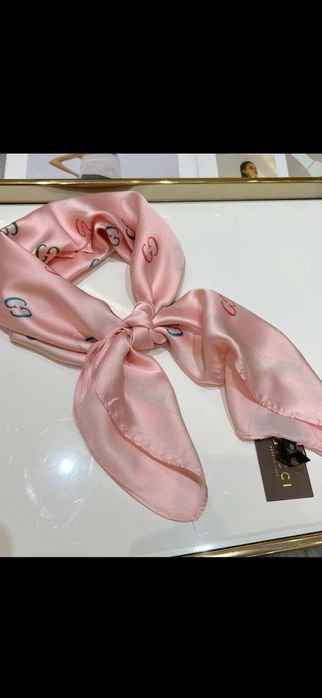Eșarfă Gucci, Hermes, model 2026, 70×70cm, 100% mătase