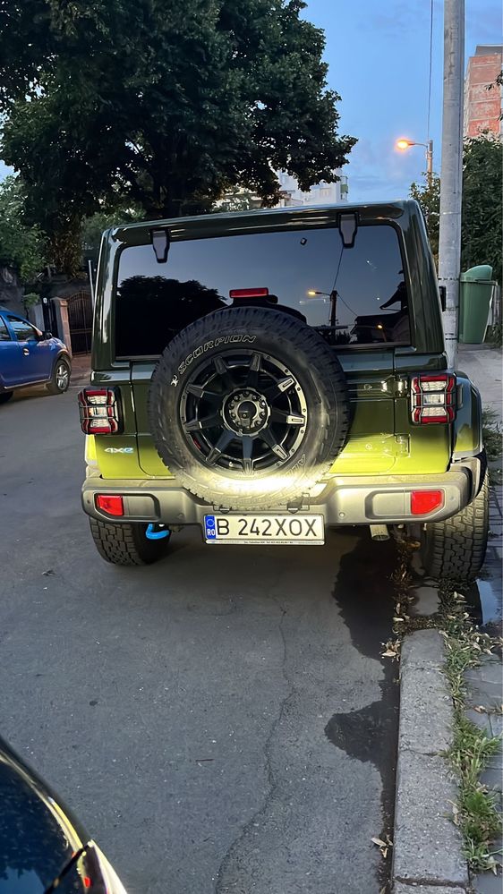 Jeep Wrangler Sahara 4xe