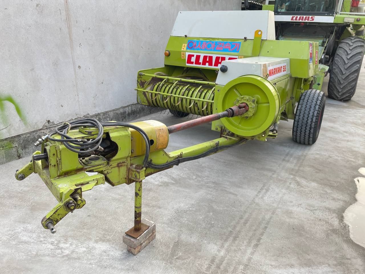 Claas markant 55